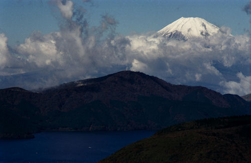 芦ノ湖と富士山02