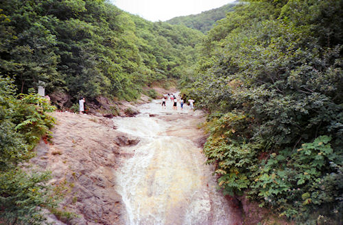 北海道37カムイワッカ湯の滝