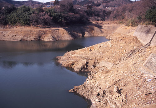 津久井湖〈渇水〉14