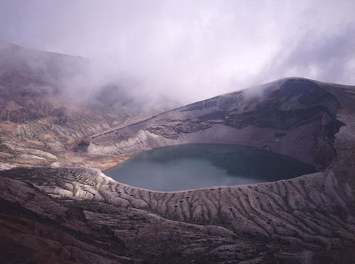 宮城蔵王04御釜