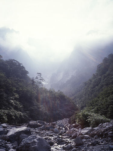 群馬01みなかみ町　「一ノ倉沢」