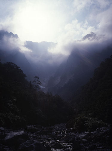 群馬02みなかみ町　「一ノ倉沢」