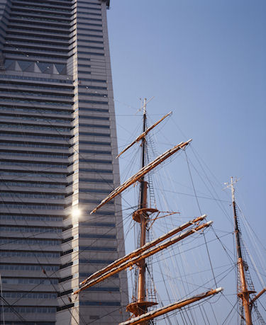 みなとみらい03ランドマークタワー/日本丸