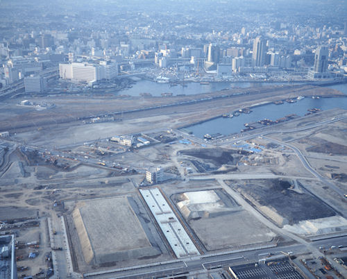 みなとみらい25ランドマークタワー展望フロアより